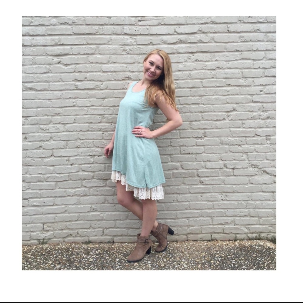🆕 SWING DRESS WITH LACE HEM
